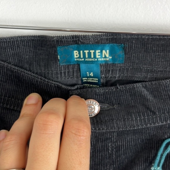 Bitten by Sarah Jessica Parker NWT Grey Straight Leg Cords - Picture 5 of 7